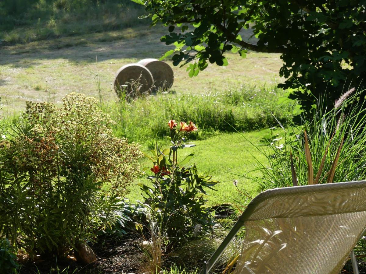 Le Hameau Du Quercy Bed & Breakfast Frontenac  Exterior photo